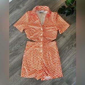 NWOT! ASOS DESIGN jersey jacquard collar retro romper in geo print size 2